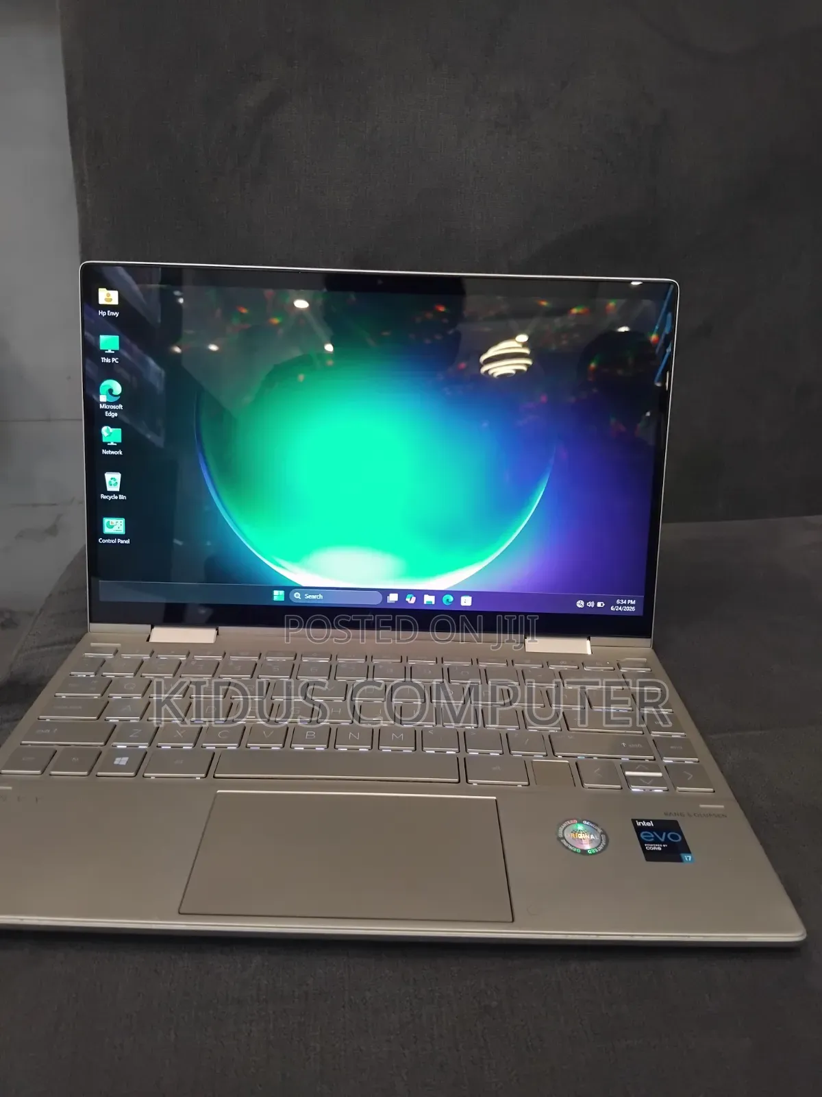 New Laptop HP Envy X360 8GB Intel Core i7 SSD 512GB