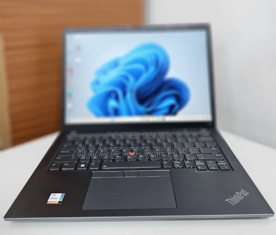 New Laptop Lenovo ThinkPad T14 16GB Intel Core i7 SSD 512GB