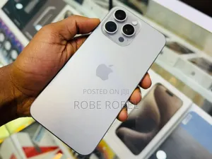 New Apple iPhone 15 Pro Max 256 GB Silver