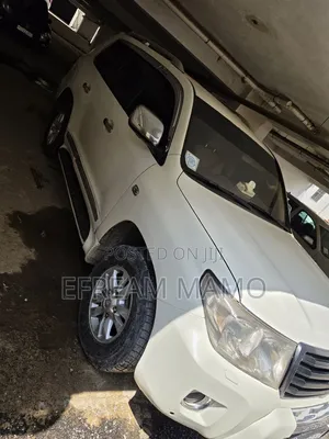 Toyota Land Cruiser 2008 White