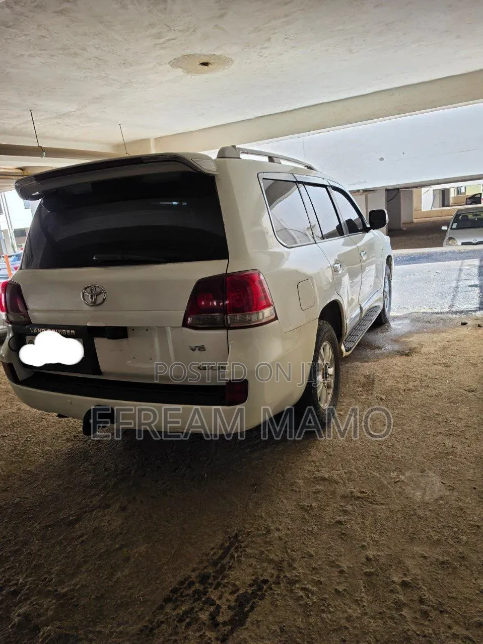 Toyota Land Cruiser 2008 White