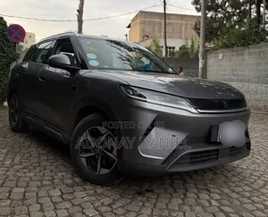 BYD Yuan Up 2025 Gray