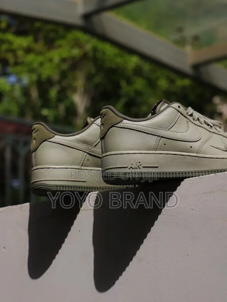 Nike Air Force 1 '07 Lv8 Shoes Light Army/Cargo Khaki