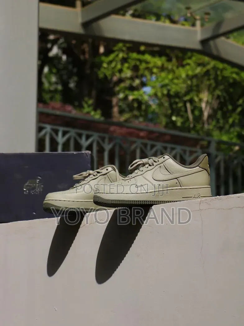 Nike Air Force 1 '07 Lv8 Shoes Light Army/Cargo Khaki