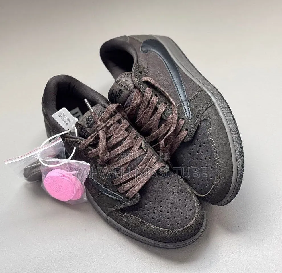Air Jordan 1 Low Og Sp X Travis Scott "Velvet Brown" Dark Mocha
