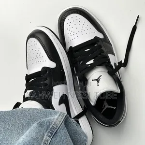 Nike Air Jordan 1 Low "Panda" Black /White