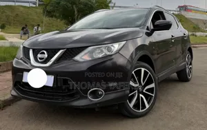 Nissan Qashqai 2017 Black