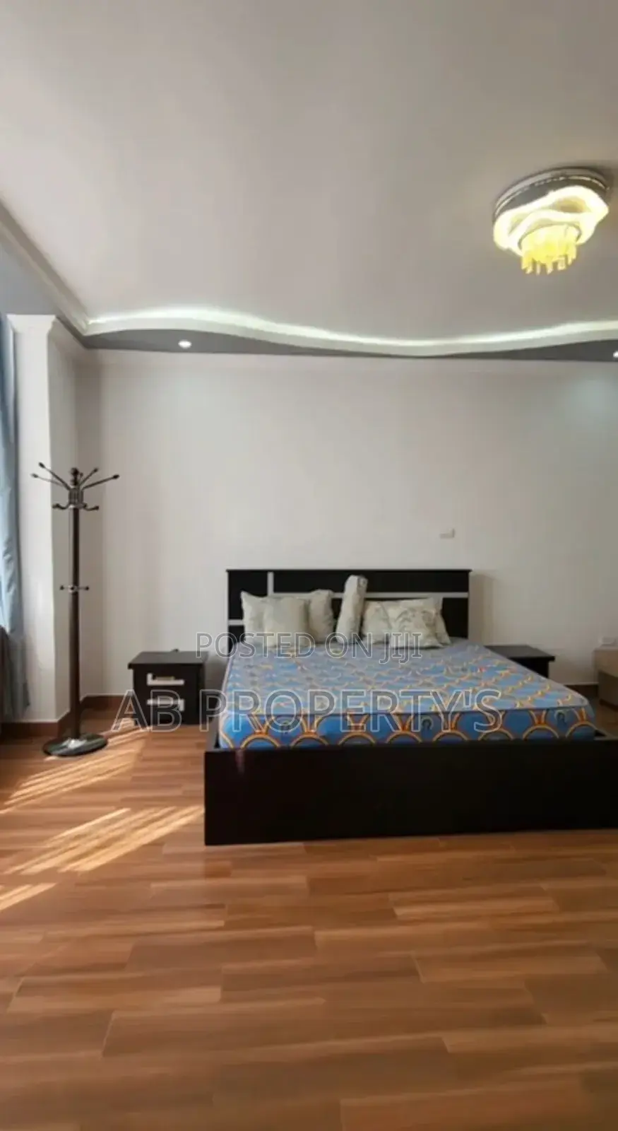 Furnished 3bdrm Apartment in ሰሚት ካንብሪጅ, Yeka for sale
