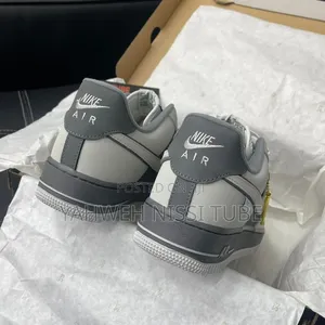 Nike Air Force 1 Low '07 White /Gray