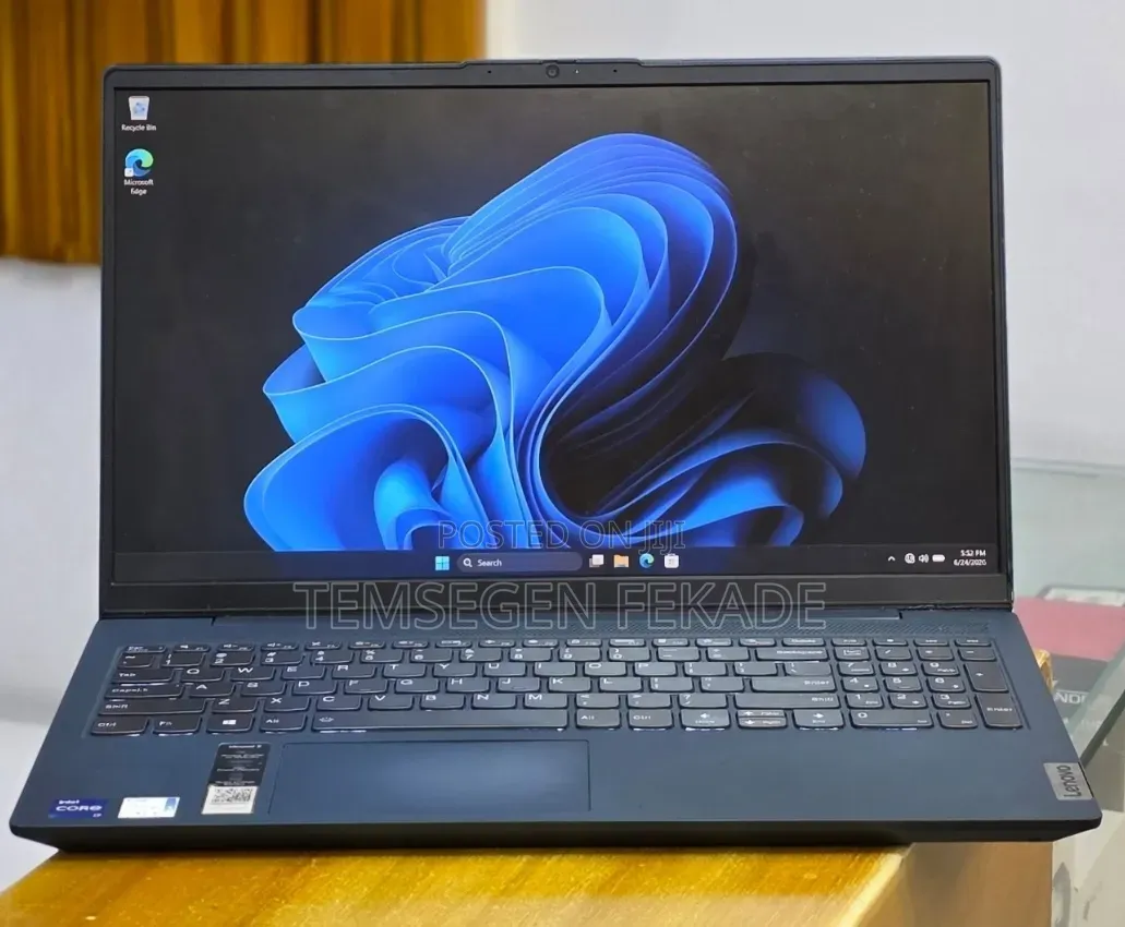 New Laptop Lenovo IdeaPad 520 12GB Intel Core i7 SSD 512GB