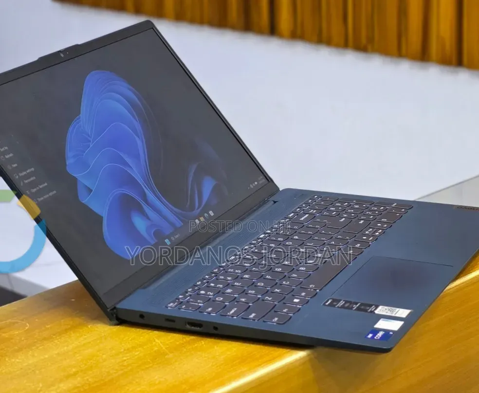 New Laptop Lenovo IdeaPad 520 12GB Intel Core i7 SSD 512GB