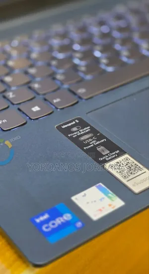 New Laptop Lenovo IdeaPad 520 12GB Intel Core i7 SSD 512GB