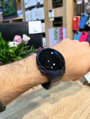 ዉበትን ከጥራት ጋር አጣምሮ የያዘ Original German Brand Smart Watch ከታላቅ ቅናሽ ጋር