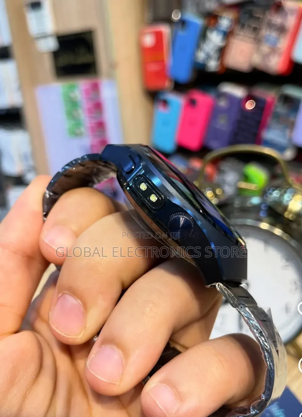 ዉበትን ከጥራት ጋር አጣምሮ የያዘ Original German Brand Smart Watch ከታላቅ ቅናሽ ጋር