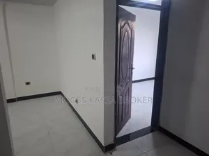 Furnished 2bdrm Condo in 20/80 ኮንዶሚንየም አያት, Yeka for sale