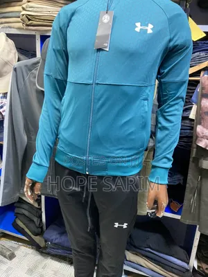 Under Armour Tracksuit Set: