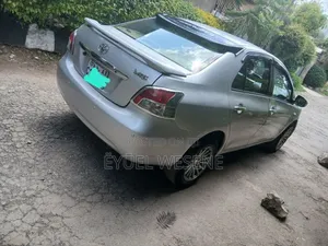Toyota Belta 2006 Silver