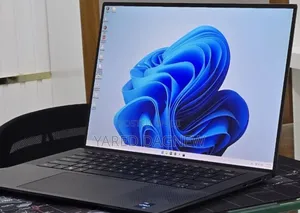 New Laptop Dell Precision 5570 16GB Intel Core i7 SSD 512GB