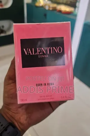 Valentino Donna Born in Roma Eau De Parfum 100ml for Women