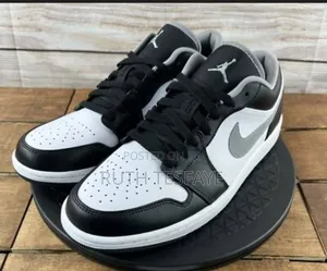 Air Jordan Low