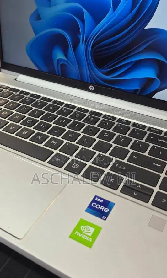 New Laptop HP ProBook 440 G9 16GB Intel Core i7 SSD 1T