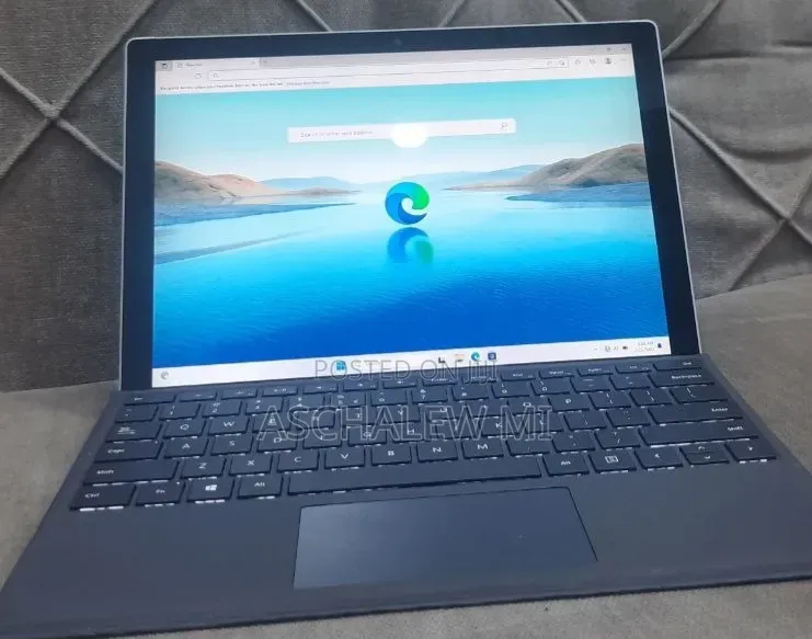 New Laptop Microsoft Surface Pro 7+ 16GB Intel Core i7 SSD 512GB