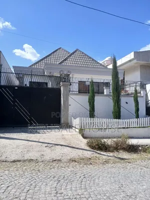 5bdrm Villa in Semit, Bole for sale
