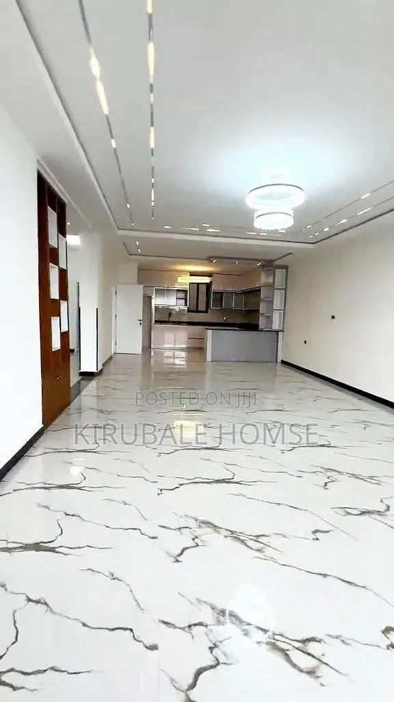 5bdrm Villa in Semit, Bole for sale