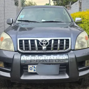 Toyota Land Cruiser Prado 2006 Black