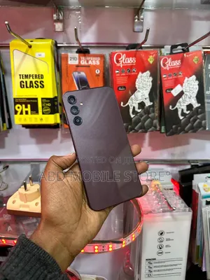 New Samsung Galaxy A24 128 GB Red