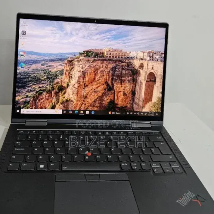 New Laptop HP Spectre X360 16GB Intel Core i7 SSD 1T