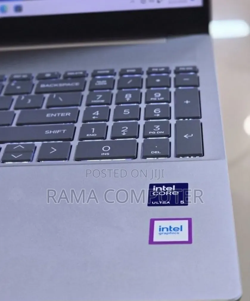 New Laptop HP Pavilion 15 8GB Intel Core Ultra 5 SSD 512GB