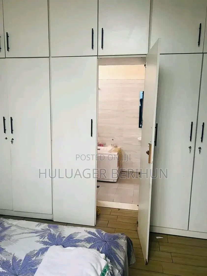 Furnished 3bdrm Villa in Bole for sale