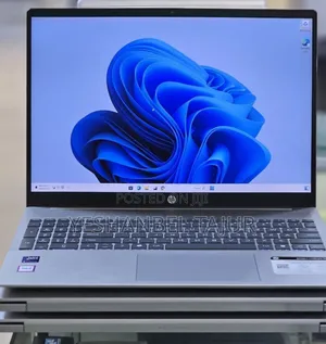 New Laptop HP Pavilion 15 8GB Intel Core Ultra 5 SSD 512GB