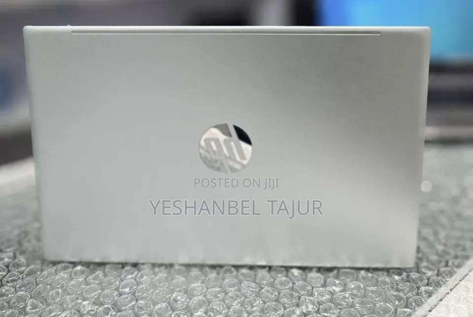 New Laptop HP Pavilion 13 8GB Intel Core i5 SSD 512GB