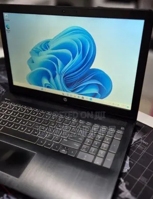 New Laptop HP Pavilion 15 8GB Intel Core i7 SSD 256GB