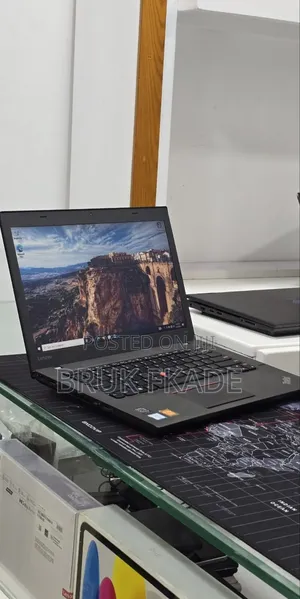 New Laptop Lenovo ThinkPad T460 8GB Intel Core i5 SSD 500GB