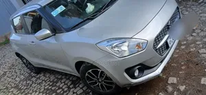 Suzuki Swift 2022 Silver
