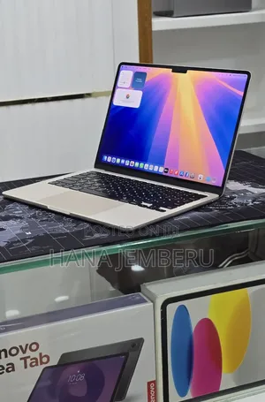 New Laptop Apple MacBook Air 2022 M2 16GB Apple M2 SSD 512GB