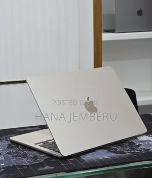 New Laptop Apple MacBook Air 2022 M2 16GB Apple M2 SSD 512GB