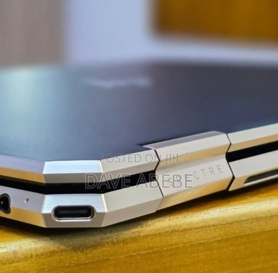 New Laptop HP Spectre 16GB Intel Core i7 SSD 1T