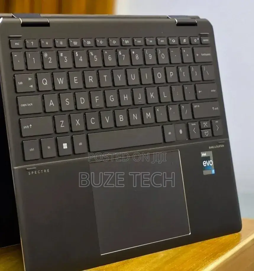 New Laptop HP Spectre X360 16GB Intel Core i7 SSD 1T