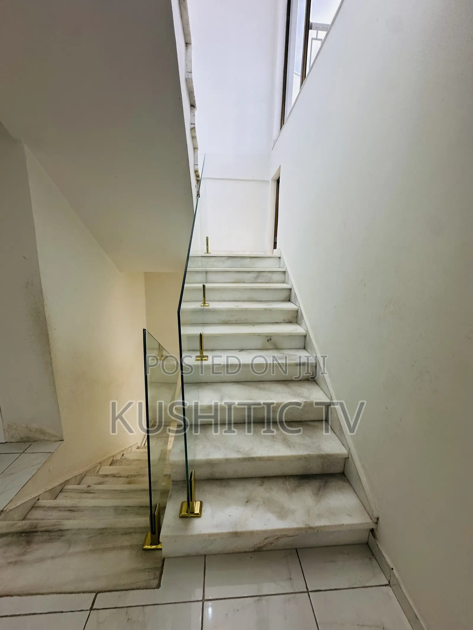 Furnished 10bdrm House in Bole for rent