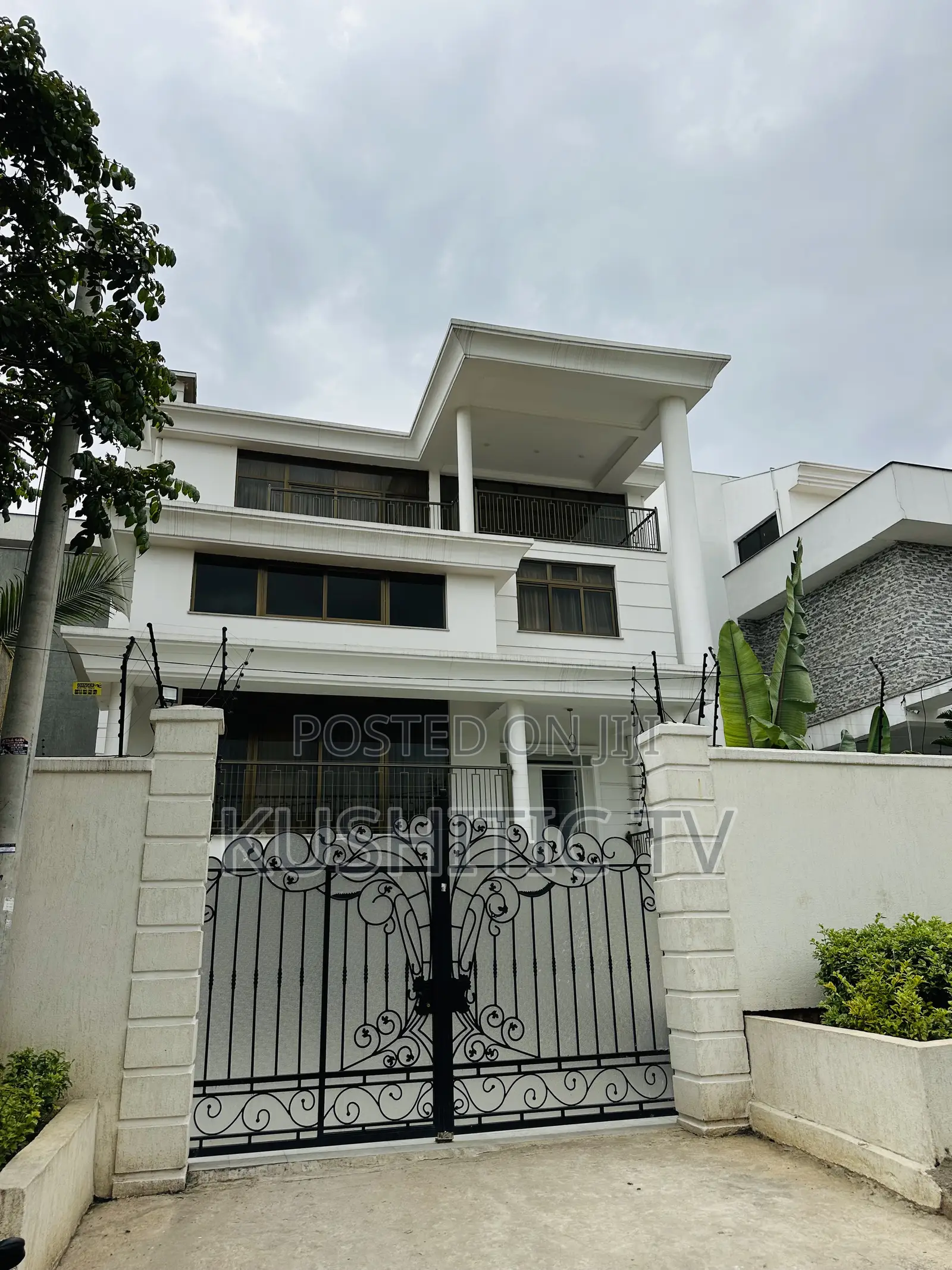 Furnished 10bdrm House in Bole for rent