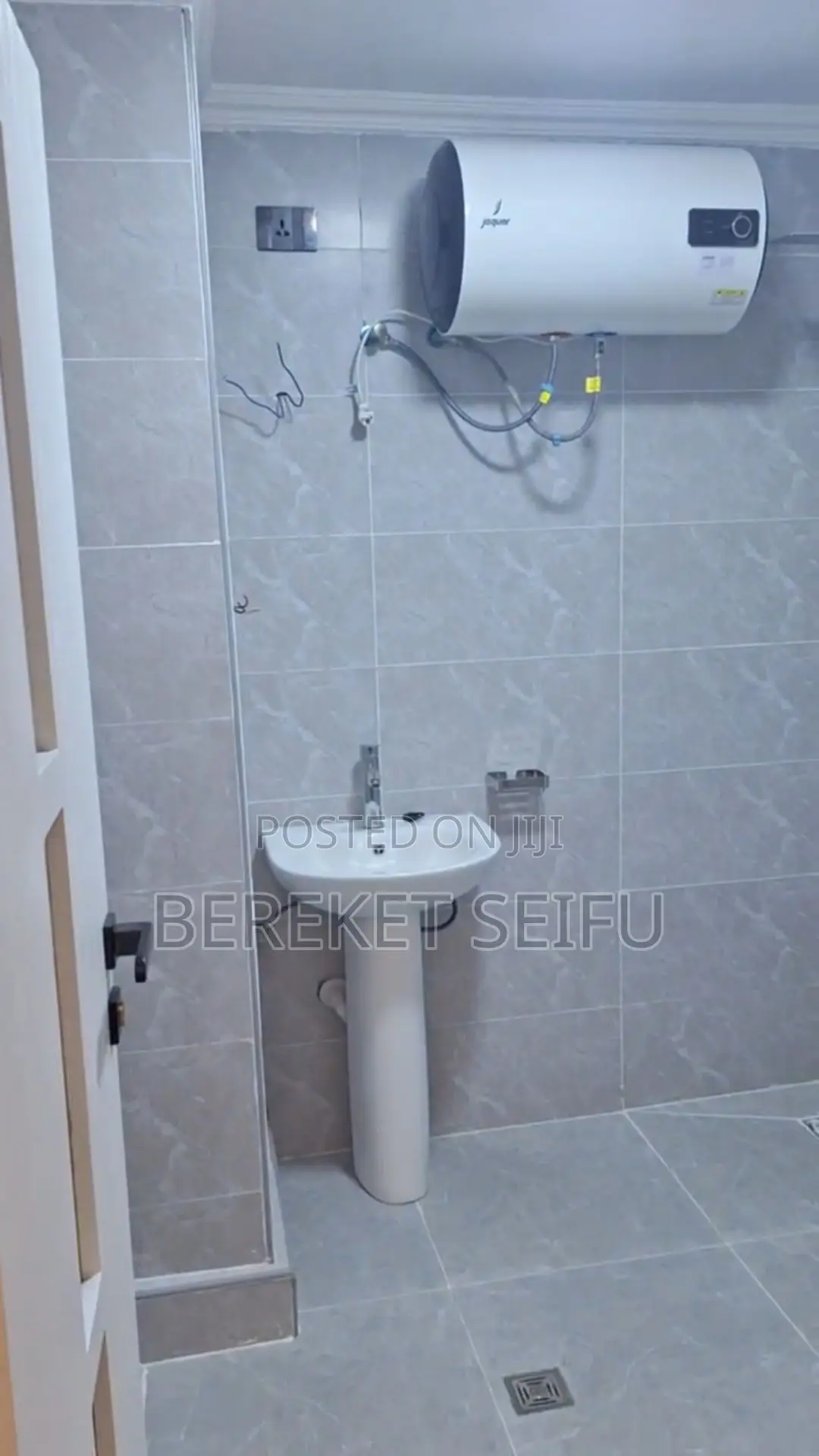 Furnished 3bdrm Apartment in Bole for sale