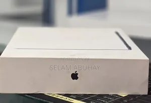 New Laptop Apple MacBook Air 2025 M4 16GB Apple M4 SSD 256GB