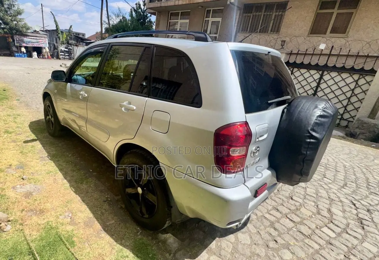 Toyota RAV4 2005 Silver