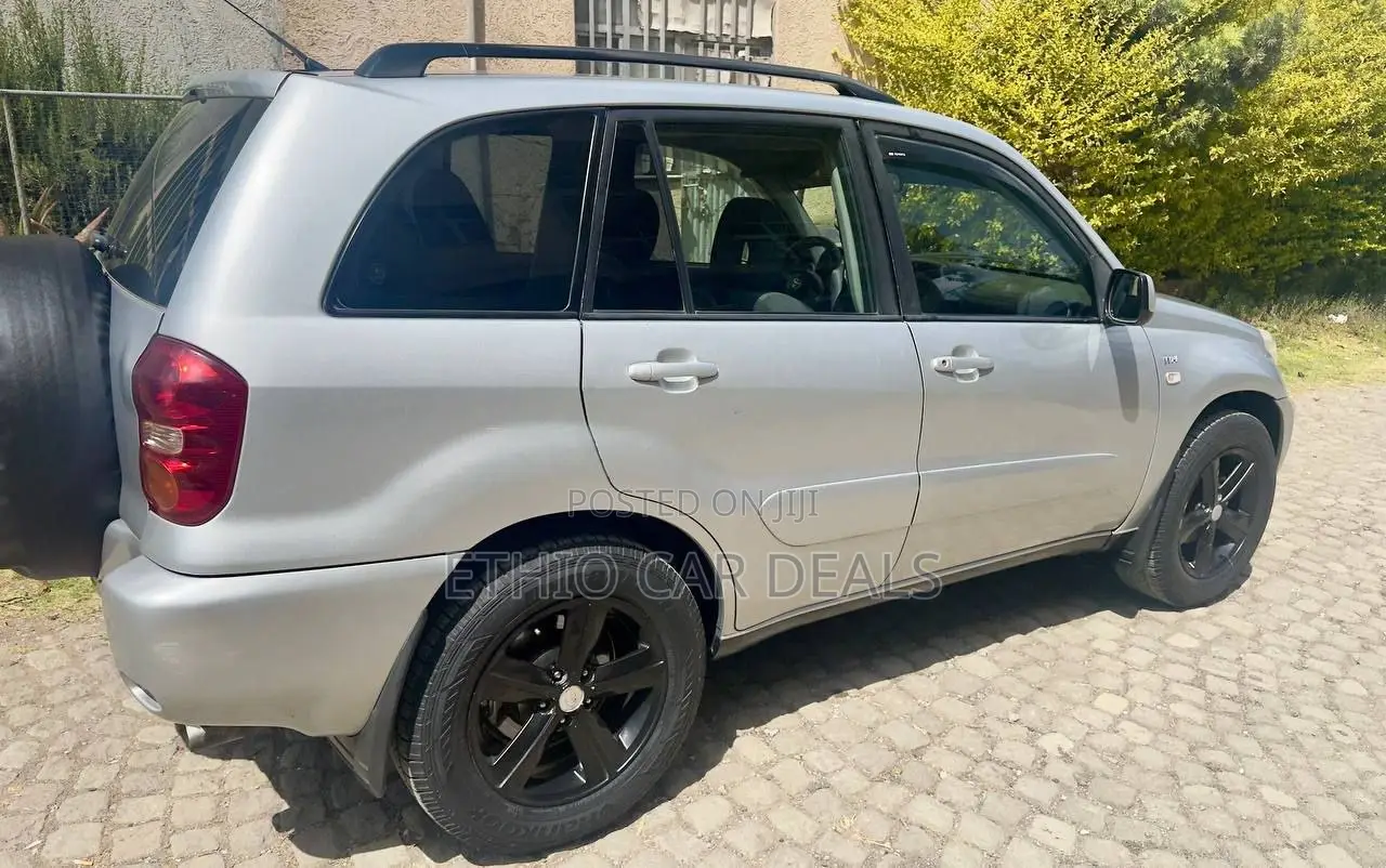 Toyota RAV4 2005 Silver
