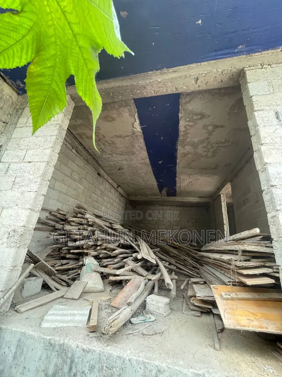 ለሽያጭ የቀረበ ለትርፍ የሚሆን አስቸኳይ G+3 Plan /መጨመር ሰይችላል 140 ካሬ አዲስ