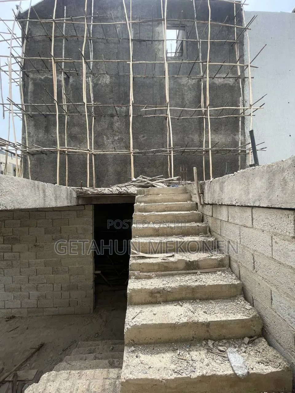 ለሽያጭ የቀረበ ለትርፍ የሚሆን አስቸኳይ G+3 Plan /መጨመር ሰይችላል 140 ካሬ አዲስ
